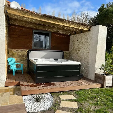 Domaine De La Gémolière Couette-café 4*