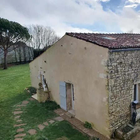 Domaine De La Gemoliere 4*