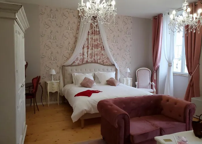 Bed and breakfast Domaine De La Gémolière 4*