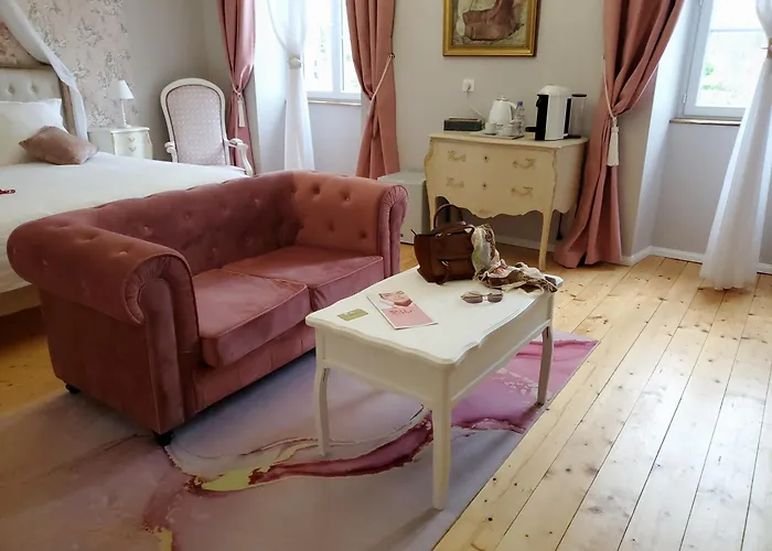 Domaine De La Gémolière Bed and breakfast